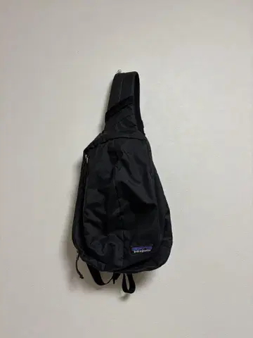 patagonia 슬링백 원숄더백 블랙