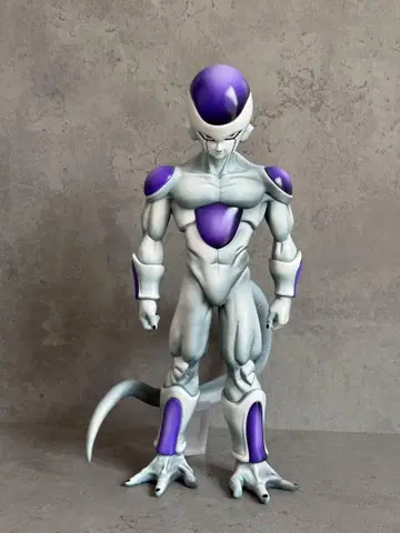 드래곤볼 Frieza 프리저 피규어 보라색과 화이트