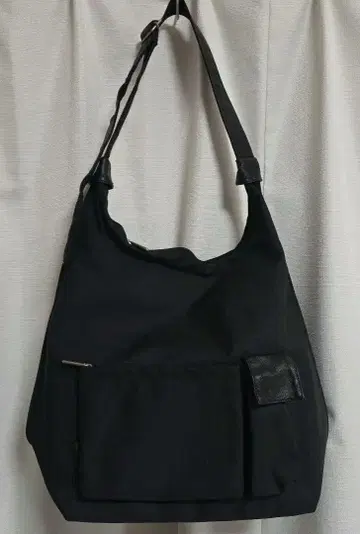 블랙 숄더백