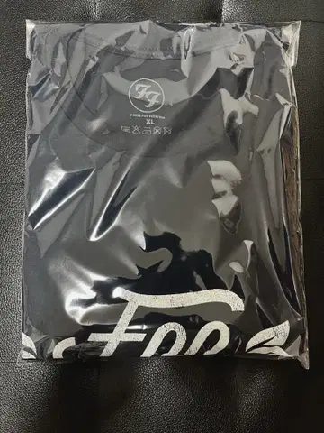 미사용 새상품 Foo Fighters T셔츠 XL 네이비