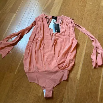 엘리자베타 프랑키 택 포함 실크 블라우스