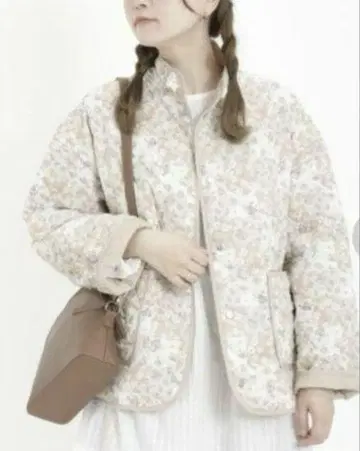 사만사 모스모스 패치워크 리버서블 자켓 퀼트 자켓