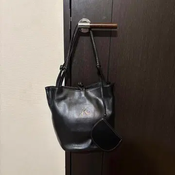 키타무라 (kitamura) 토트백 (코인 케이스 포함) 천연 가죽 블랙