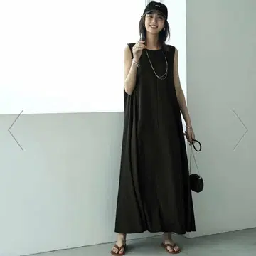 [ 미사용 새상품 ] 스타일 델리 맥시 길이 턱 플레어 원피스