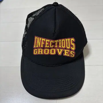 Infectious Grooves 메쉬 캡 블랙