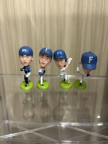 파이터즈 피규어 복권 전 4종류