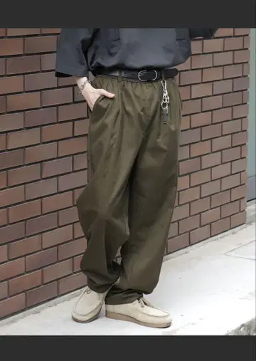 와이드 테이퍼드 릴랙스 이지 셰프 팬츠 워크 팬츠