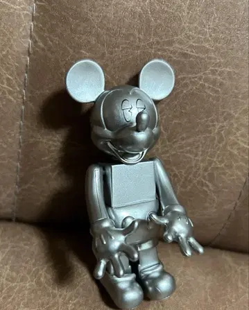 큐브릭 KUBRICK FUTURE MICKEY 미키마우스