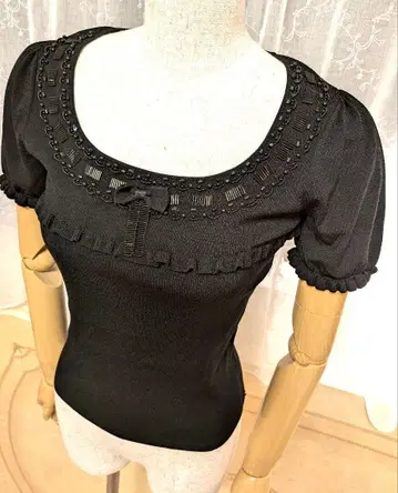 투 비 시크 토카 2 비즈 장식 리본 프릴 블랙