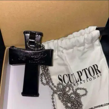 최종 가격 인하 SCULPTOR 크로스 스트랩 지갑 블랙