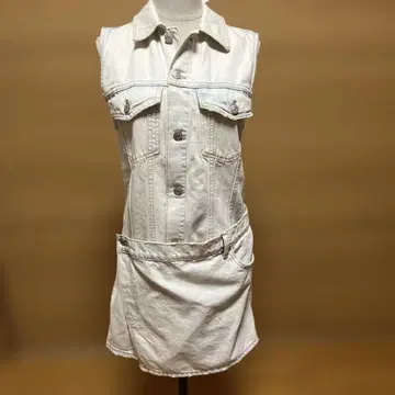 ZARA 새상품 화이트 데님 슬리브리스 원피스