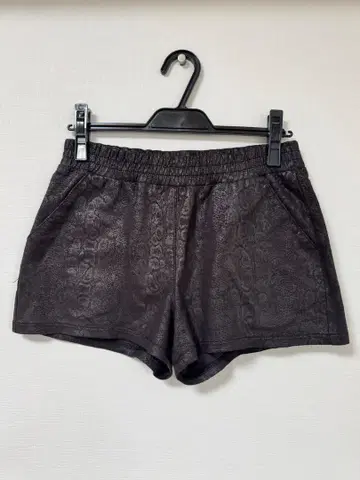 TOPSHOP 블랙 숏팬츠 EUR 36