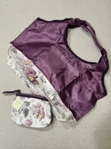 LAURA ASHLEY 에코백과 파우치 세트