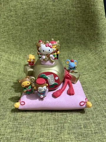 헬로키티 입상 2003년제