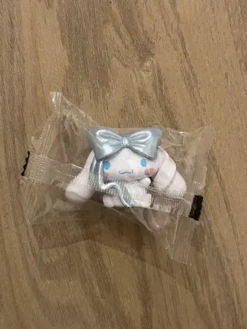시나몬 밸리 리본 피규어 오류품