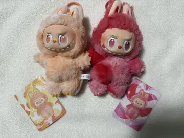 THE MONSTERS Big into Energy LABUBU