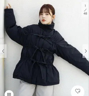 [ 새상품 ] KBF 프론트 리본 패딩 자켓 블랙
