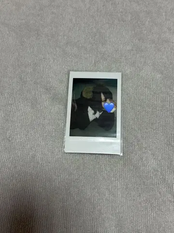 AVAM 시노노메 아오조라 폴라로이드