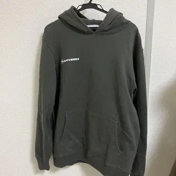 AFFXWRKS 다크 그레이 후드 부착 후드티