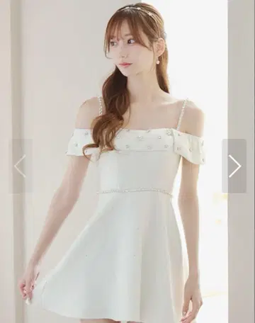 Jewels 드레스 S 사이즈