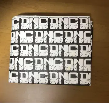 DOWNNORTHCAMP 페이퍼 지갑