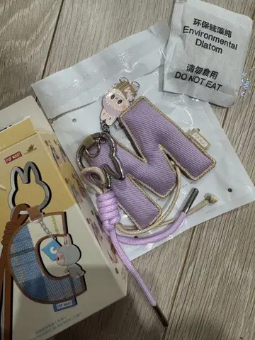 LABUBU PIN FOR LOVE M 키링
