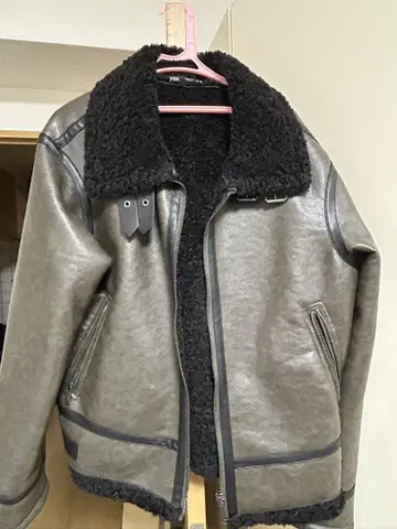 ZARA 시어링 디테일 가죽 자켓