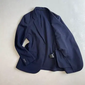 새상품급 UNIQLO 네이비 감동 자켓 24년 모델 M