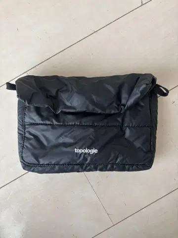 topologie 토폴로지 뮤제트 미니 Puffer
