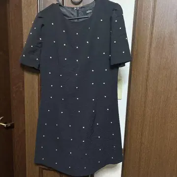salire 비쥬 장식 블랙 반팔 원피스 M
