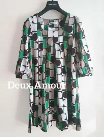 Deux Amour 프린트 튜닉 원피스 M-L 사이즈 그린 계열
