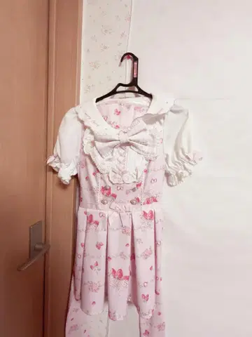 LIZLISA Creamy Berry 패턴 셋업