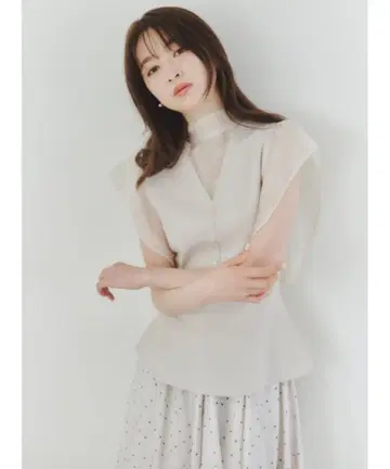 SNIDEL Sustainable 시어 보타이 페플럼 니트 풀오버