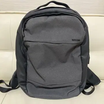 인케이스 시티 컴팩트 백팩 위드 코듀라 나일론
