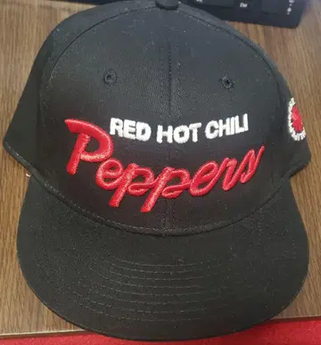 RED HOT CHILI PEPPERS 캡 렛치리
