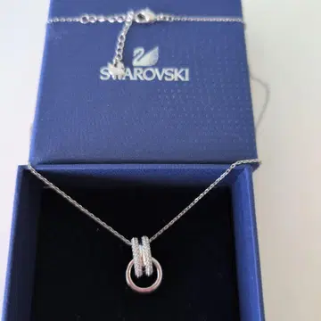 Swarovski 크리스탈 목걸이