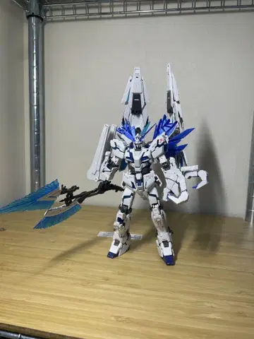 RG 조립 완료 유니콘 건담 퍼펙트 빌리티