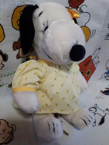 Belle 빈티지 봉제 인형 옐로우 컬러 드레스 peanuts