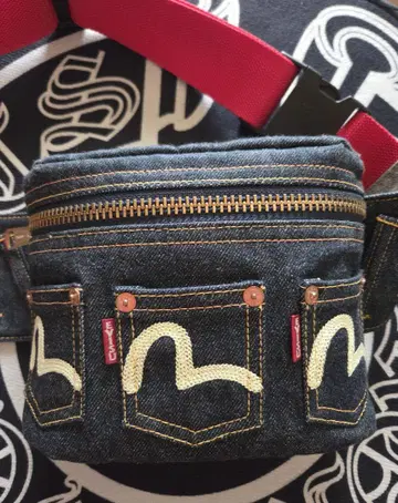 EVISU 에비수 데님 바디백