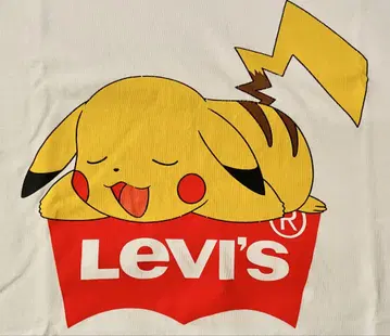 피카츄 x 리바이스 콜라보T셔츠 L사이즈