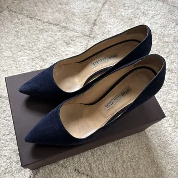 PELLICO 네이비 스웨이드 하이힐