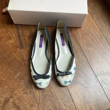 BABARA 리본 포함 발레 슈즈