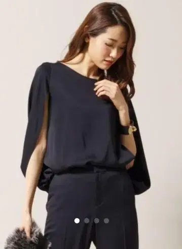 23구 아프로디테 네이비 38 케이프 블라우스