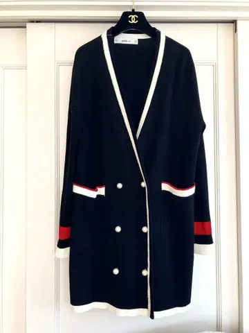 레어 새상품급 [ ZARA ] 펄 버튼 롱 가디건 더블 블랙 M