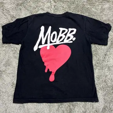 MOBB 모브 T셔츠 하트