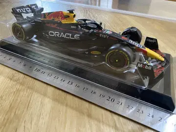 브라 고 RB19 1/24 페르스타펜