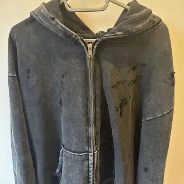lov code pigment zip up hoodie