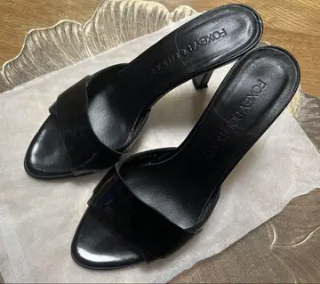 Foxey Boutique 블랙 뮬