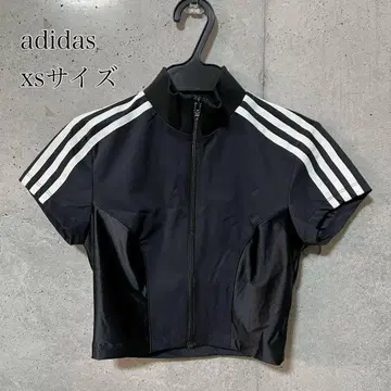 adidas 블랙 저지 XS 사이즈 크롭