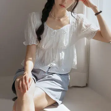 common unique 블라우스